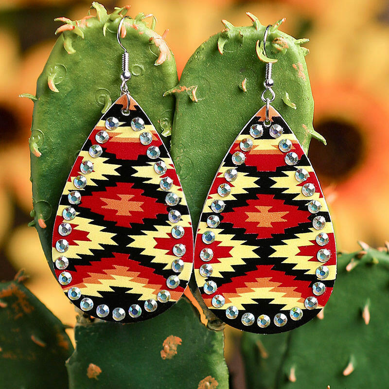 Wholesale Water Droplet Shaped Colored Grain Diamond Inlaid Leather